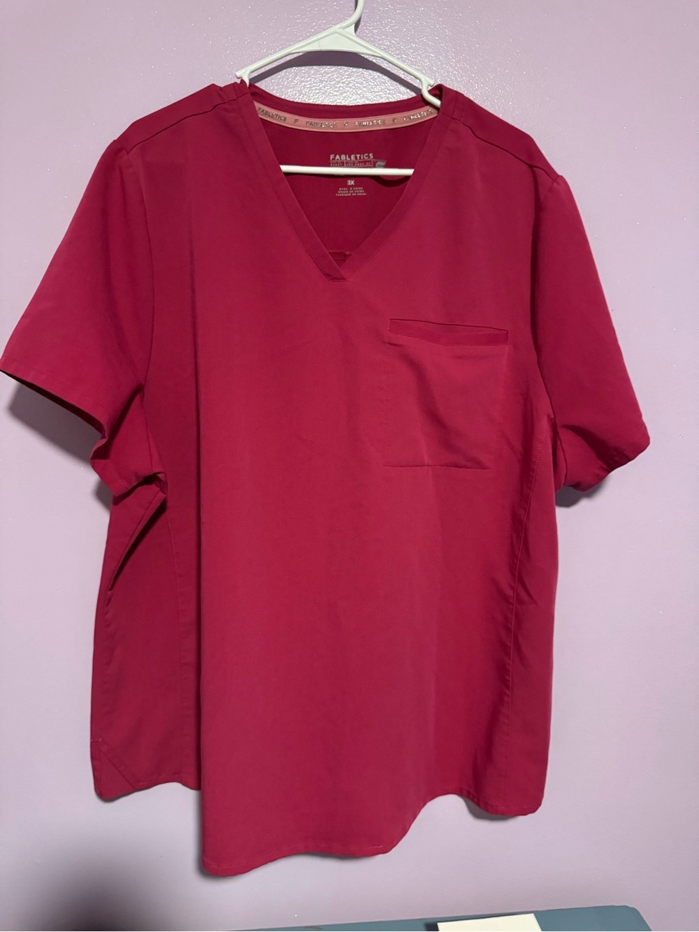 Fabletics V-Neck Pocket Shirt - Deep Berry